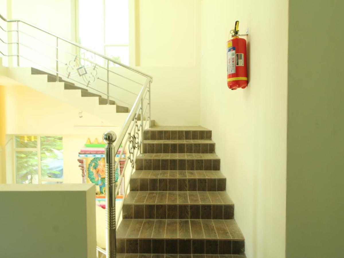 Jms Guest House Tirunallar Exterior photo